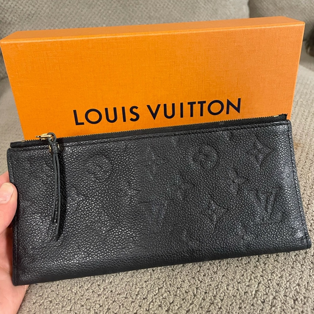 Authentic Louis Vuttion 2 zip NM wallet